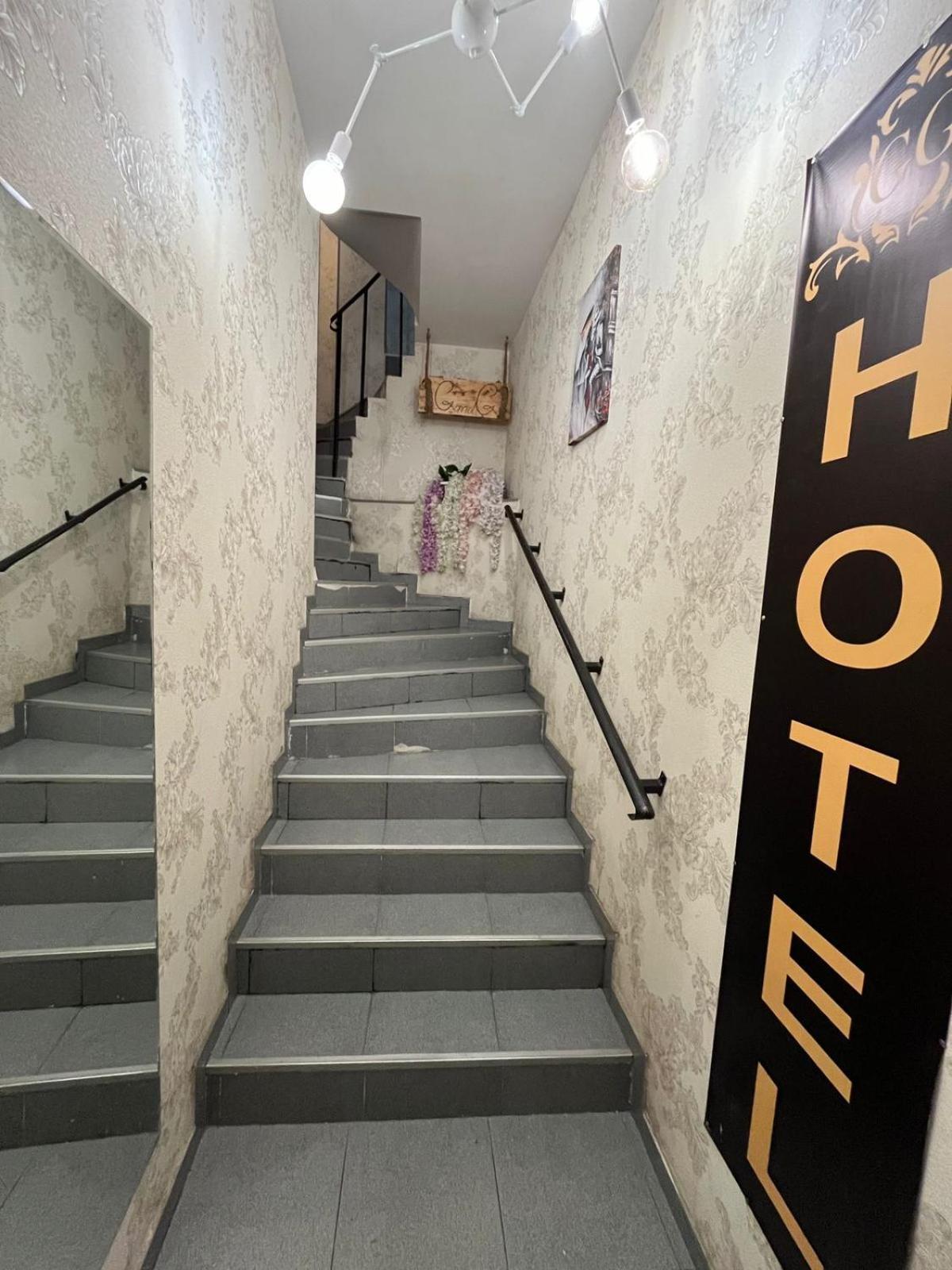 Hotel G&G Tiflis Exterior foto